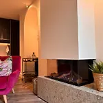 Lägenhet Luxurious 2 Bedroom With Sea View In Monkstown