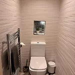 Luxurious 2 Bedroom With Sea View In Monkstown Lägenhet