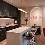 Luxurious 2 Bedroom With Sea View In Monkstown Lägenhet *