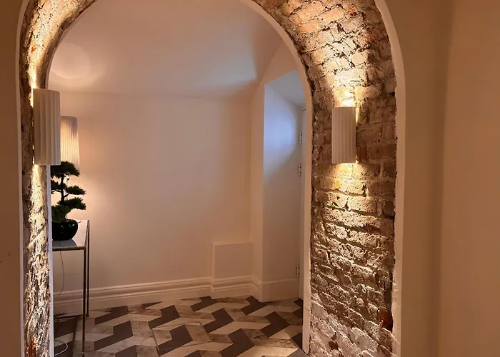 Daire Luxurious 2 Bedroom With Sea View In Monkstown *