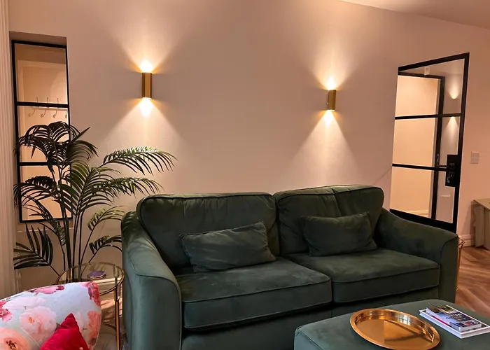 Daire Luxurious 2 Bedroom With Sea View In Monkstown